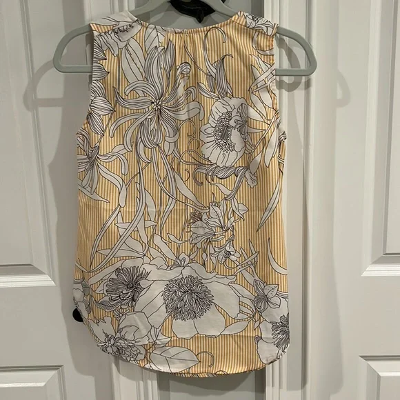 Jade Melody Tam Sleeveless embroidered blouse with tassels XS - Picture 4 of 4